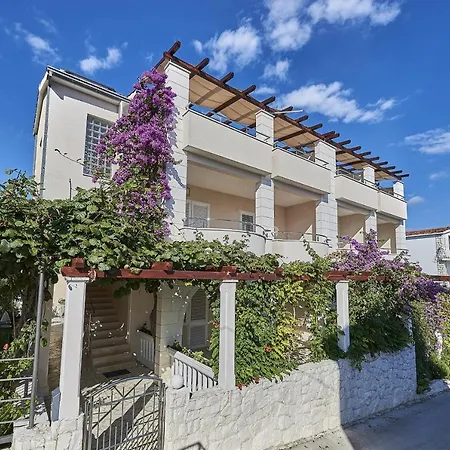 Mavarstica 17803d Trogir