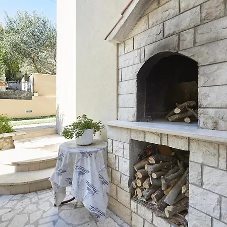 Mavarstica 17803d Apartment Trogir