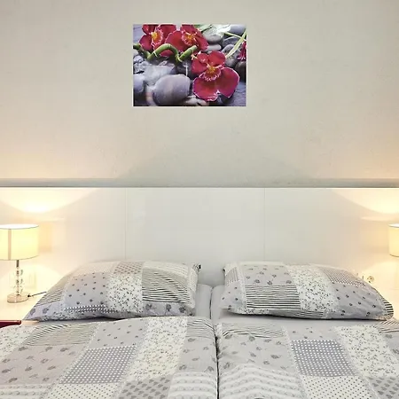 Apartment Mavarstica 17803d *