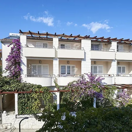 Mavarstica 17803d Trogir