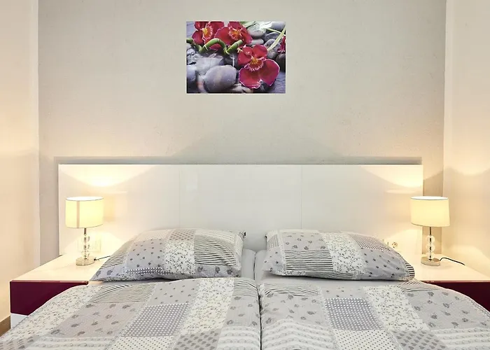 公寓 Mavarstica 17803d *