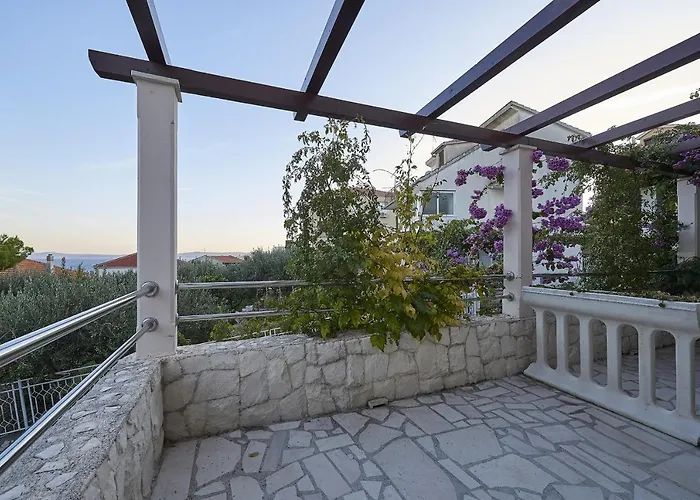 公寓 Mavarstica 17803d 特罗吉尔