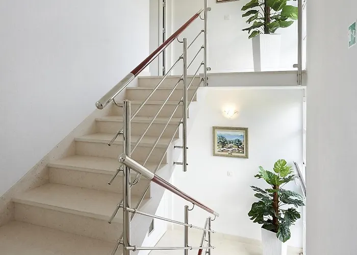 公寓 Mavarstica 17803d *